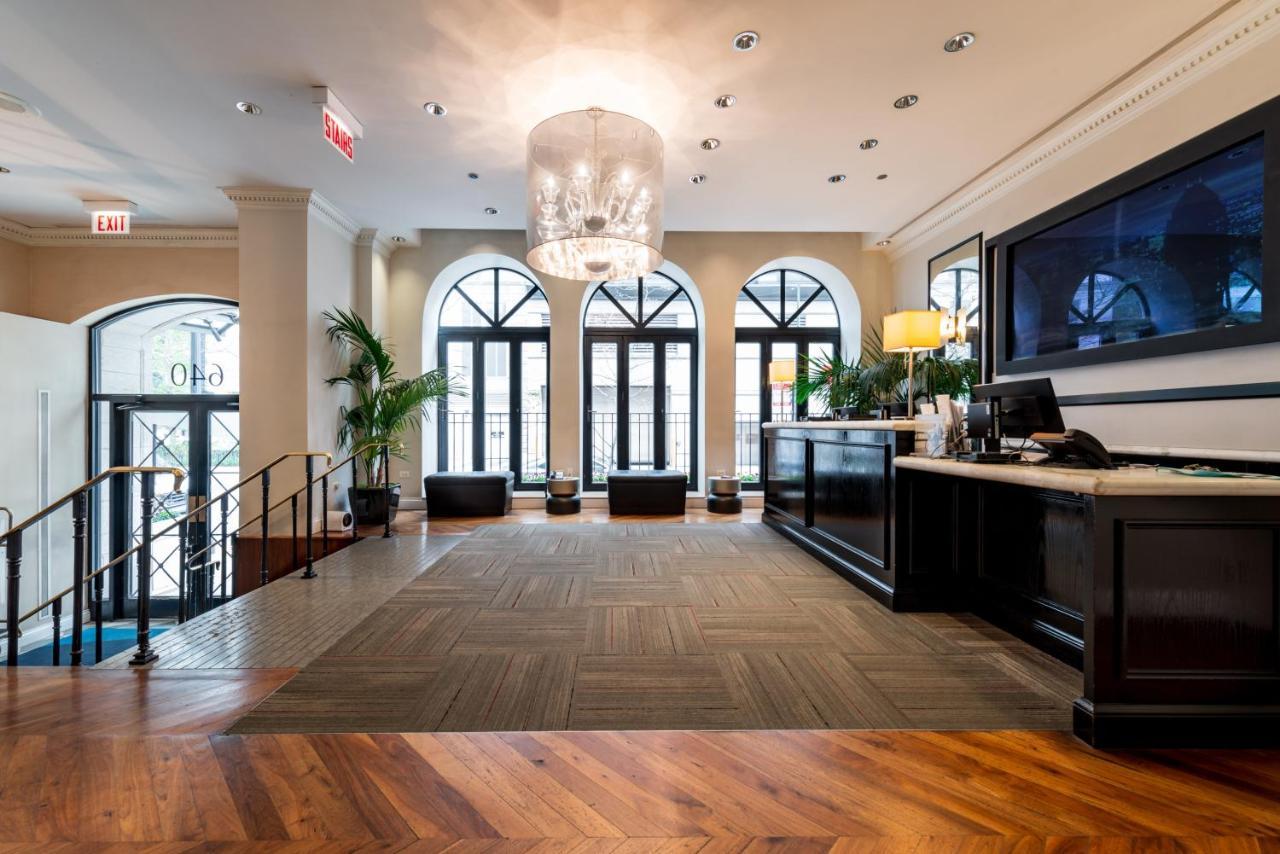 Holiday Inn Express Chicago - Magnificent Mile By Ihg Exterior photo