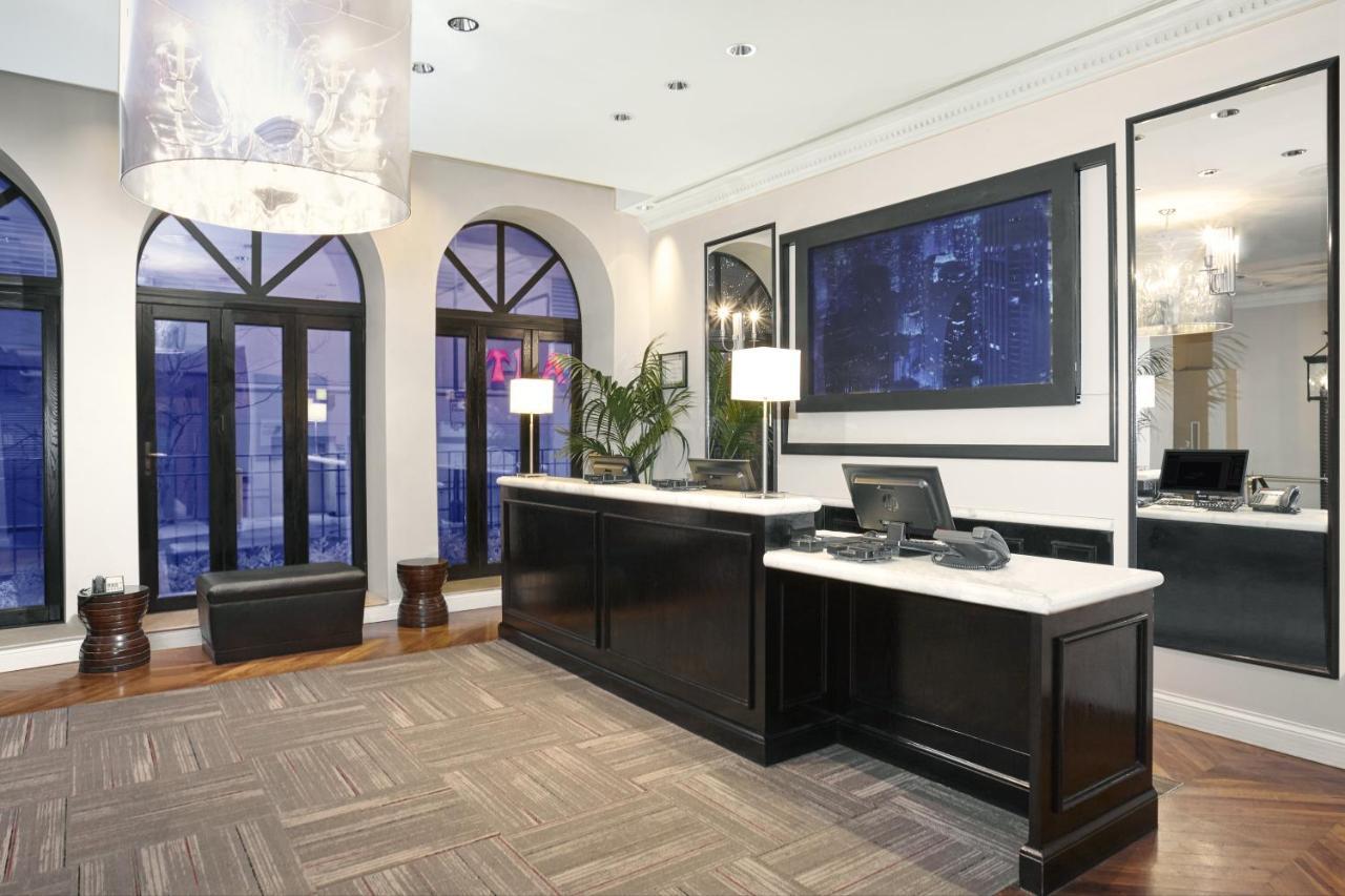 Holiday Inn Express Chicago - Magnificent Mile By Ihg Exterior photo